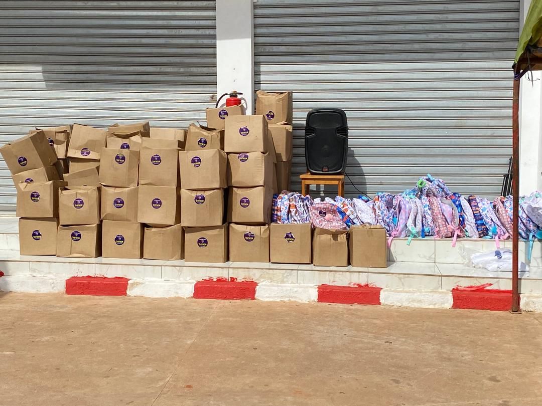 Un engagement concret, une présence sur le terrain, un sourire partagé.