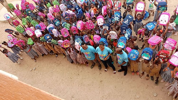 Don de Kits Scolaires Rentrée Scolaire 2024-2025